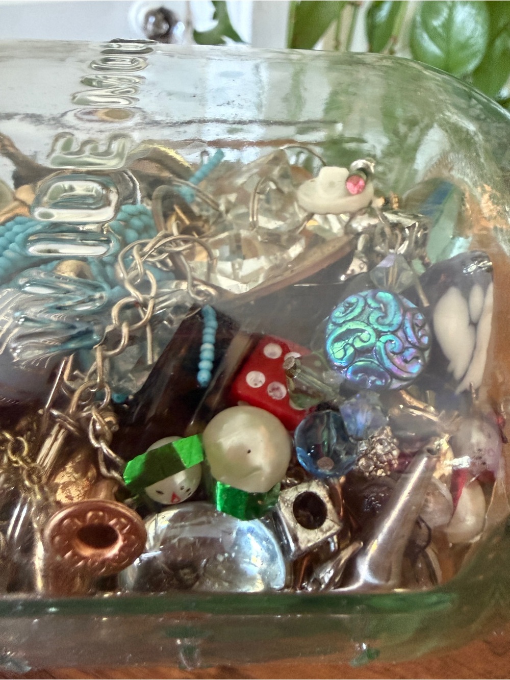 x-large mason jar of trinkets - metal toys, jewelry - Picture 9 of 16